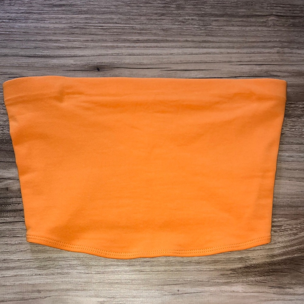 H&M ‘Divided’ tube top